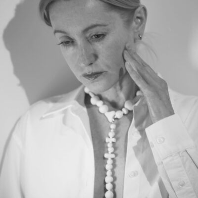 Naszyjnik Sage Bone Amulet Silnej Kobiety