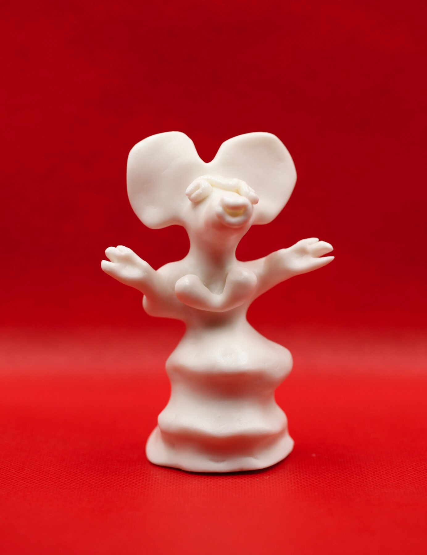 Figurka porcelanowa Kapłanka 2 Amulet Duchowy