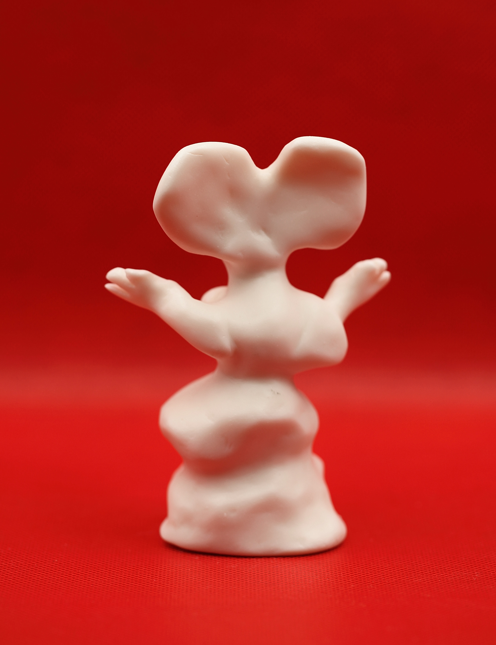 Figurka porcelanowa Kapłanka 2 Amulet Duchowy - obrazek 3