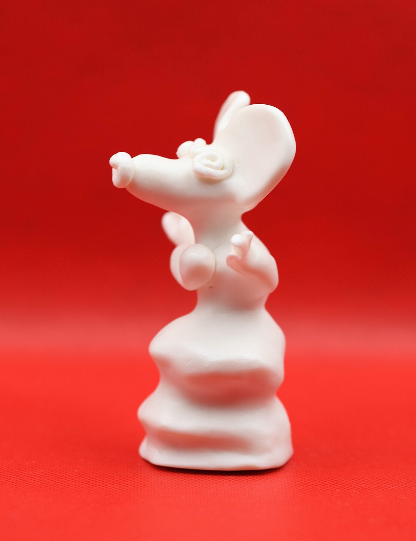 Figurka porcelanowa Kapłanka 2 Amulet Duchowy - obrazek 4